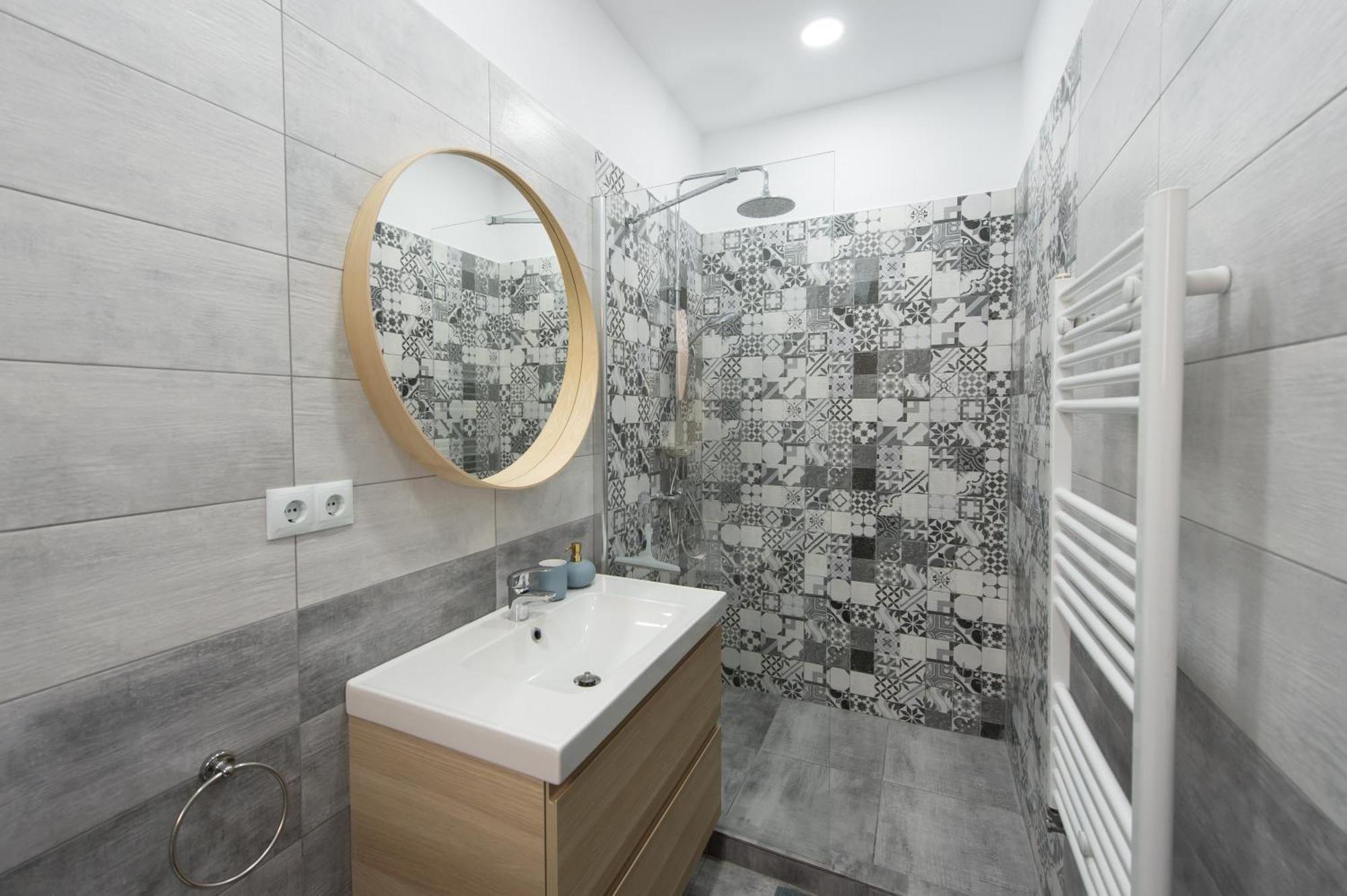 Gorgeous Brasov Flat With Patio And Mountain Views Apartment Екстериор снимка